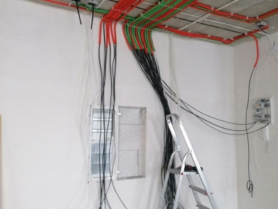 el_28_wm